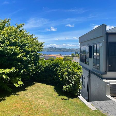 Lake Taupo Holiday Home Екстериор снимка