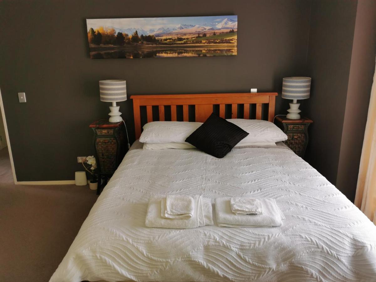 Lake Taupo Holiday Home Екстериор снимка